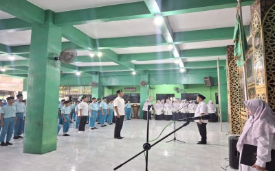 Upacara Peringatan Hari Guru Nasional 2025 di MI Nurul Ulum Bilingual School Grabagan Berlangsung Khidmat